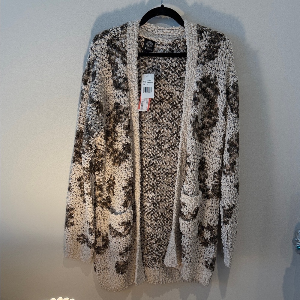 Bobeau Animal Popcorn Cardigan - Oatmeal Leopard